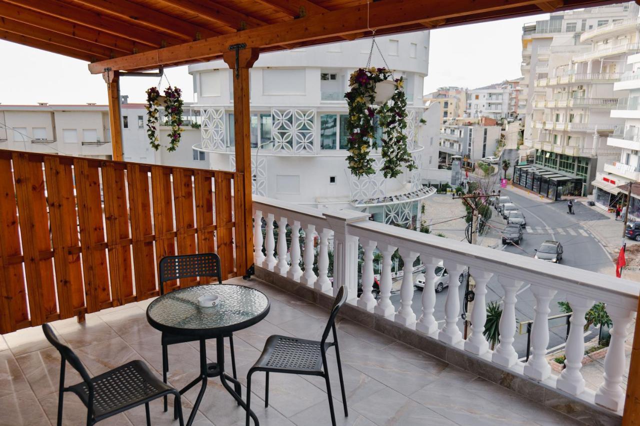 Vila Jon'A Sarandë Buitenkant foto