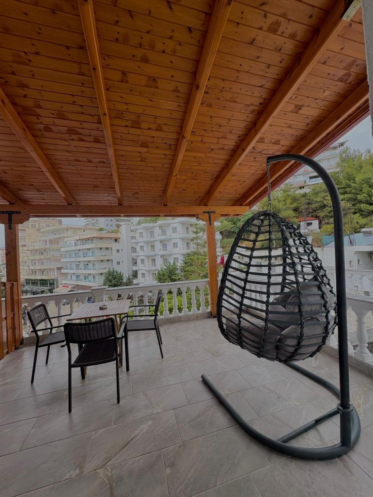 Vila Jon'A Sarandë Buitenkant foto